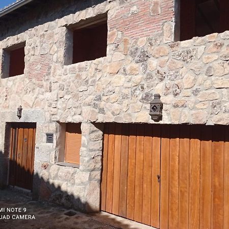 Ferienwohnung El Bosque De Los Romanos Puerto de Béjar Exterior foto
